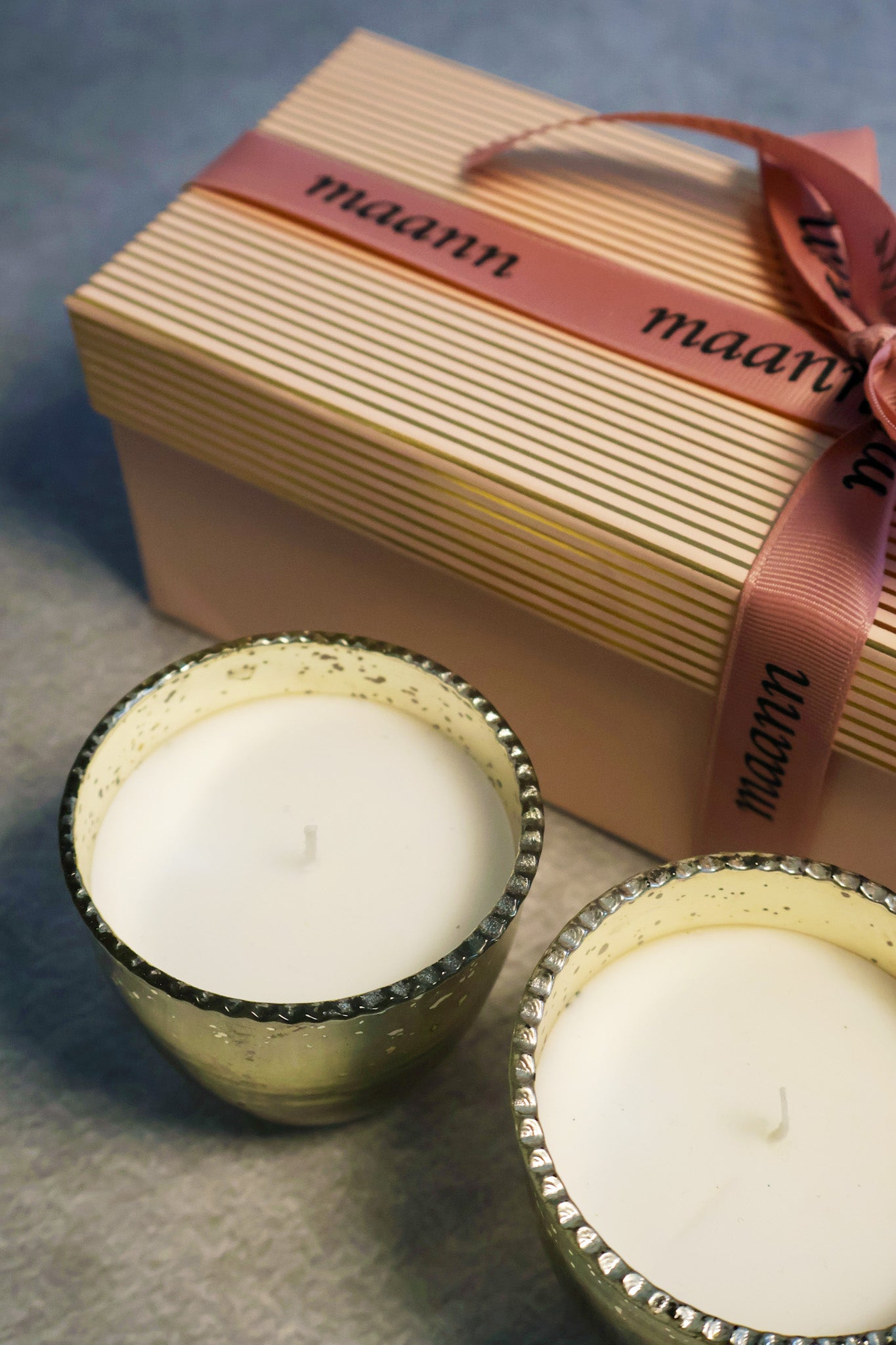 Neck Rimmed Silver Candle (Set of 3)
